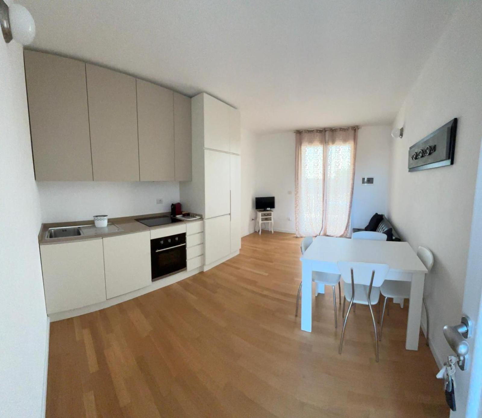 Aparthotel Residence Ludovica - Piscina Panoramica Vista Mare Санта-Мария-аль-Баньо Экстерьер фото